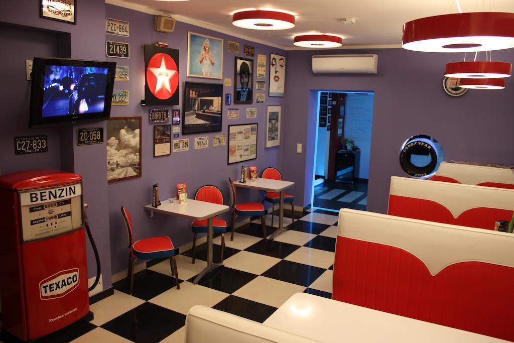 Garagehotel Włocławek Eksteriør billede